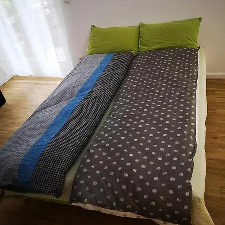 Near Fair And In Few Min, With Garden Appartement Frankfurt am Main