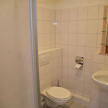 Отель Am Kurfuerstenplatz - Messe 3*