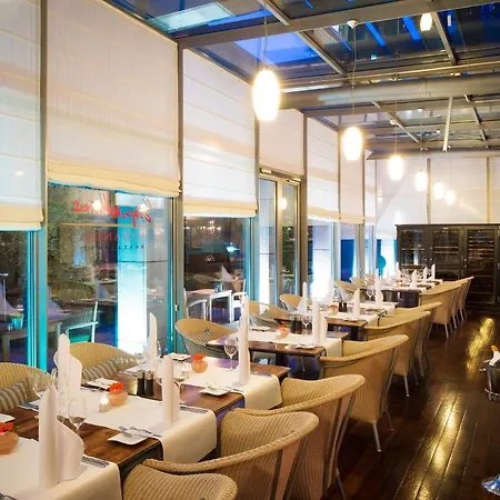 Отель Intercontinental Frankfurt, An Ihg Франкфурт-на-Майне