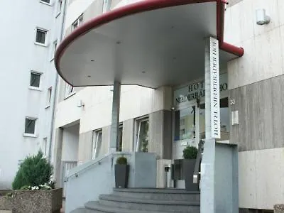 Niederraeder Hof מלון פרנקפורט