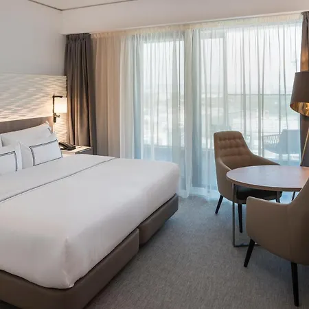 Melia Frankfurt Отель 4*