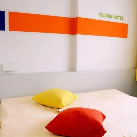 カラー 3* フランクフルト