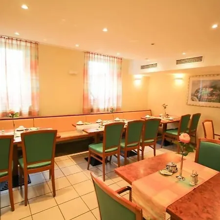 Hotel Miramar Am Römer