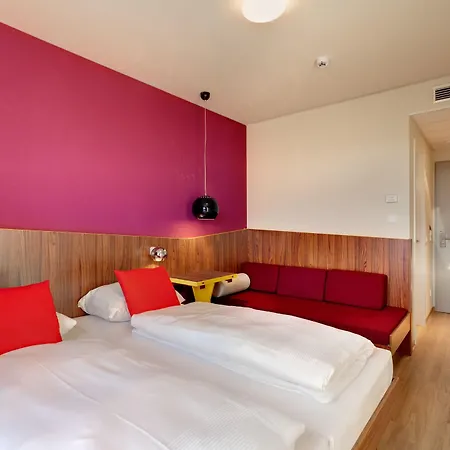Hotel Meininger Frankfurt Main / Airport Frankfurt am Main
