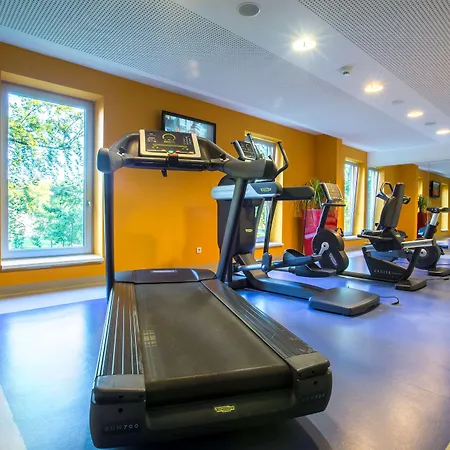 Park By Radisson Frankfurt Airport 3*
