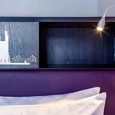 Mercure Frankfurt Messe Hotell 4*