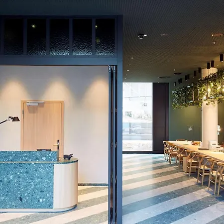 Scandic Frankfurt Hafenpark 酒店 4*