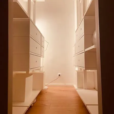 Frankfurt Panda Cozy Premium 아파트 *