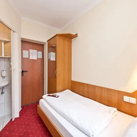 Primus Frankfurt Sachsenhausen 3*