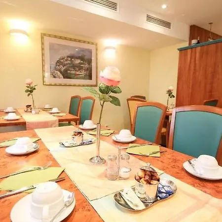 Hotel Miramar Am Römer