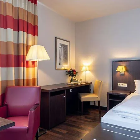 Otel Trip Frankfurt Nordwestzentrum