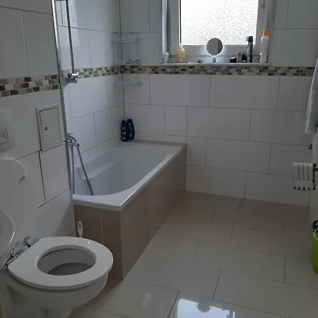 A Cozy With Brand New Furniture Homestay szállás Frankfurt am Main