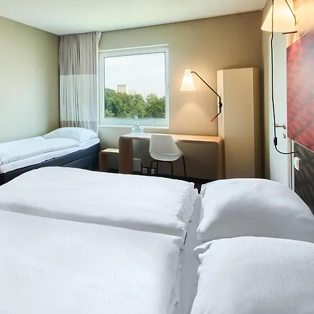 Hotel Frankfurt-messe 3*