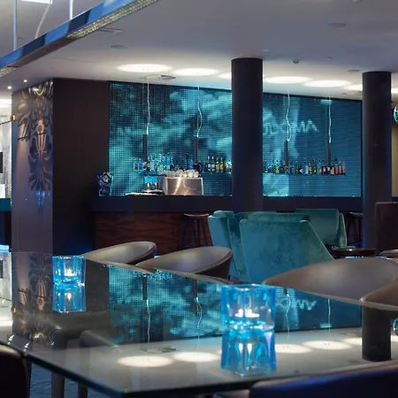 One Frankfurt Messe Hotel 3*