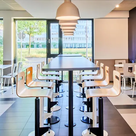 Frankfurt-airport Отель 3*