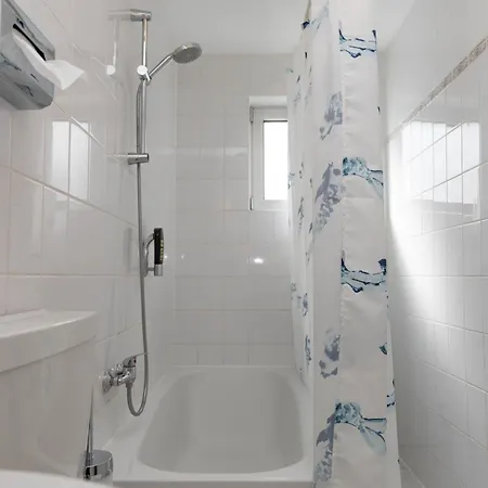 Hotel Rossija 3*