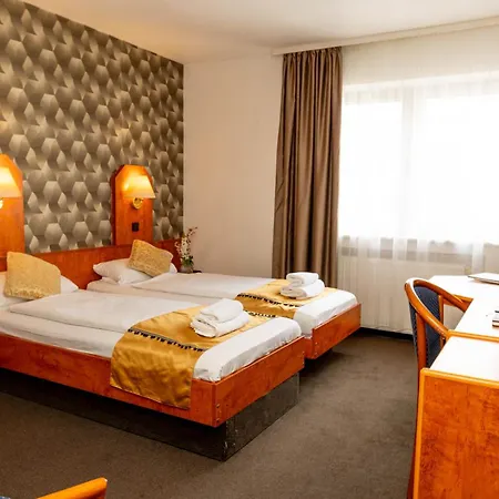 Rossija Hotel 3*