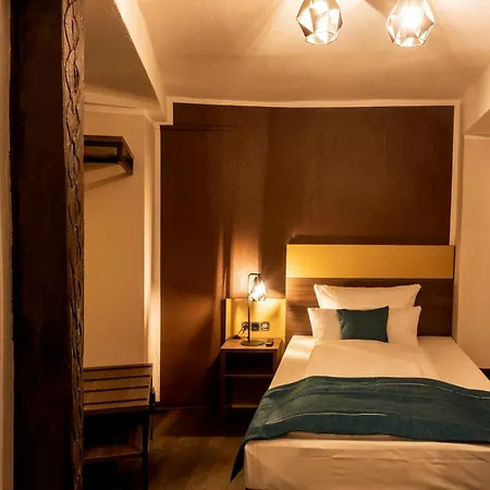 Trip Sachsenhausen 4* Francoforte sul Meno