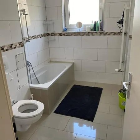 A Cozy With Brand New Furniture Homestay szállás Frankfurt am Main