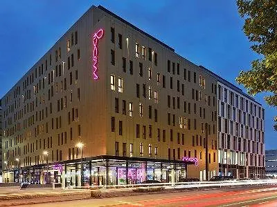 Moxy Frankfurt East פרנקפורט