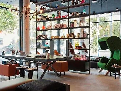 Moxy Frankfurt East מלון פרנקפורט