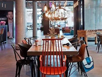 Moxy Frankfurt East 3* פרנקפורט