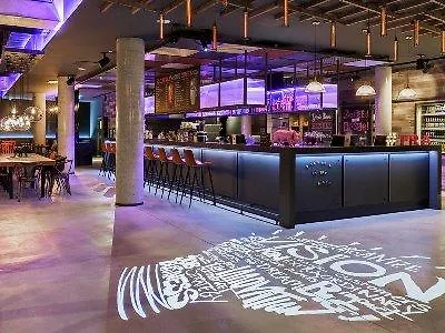 Moxy Frankfurt East מלון 3*