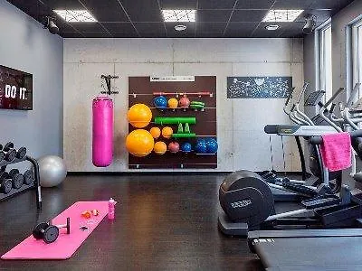 מלון Moxy Frankfurt East פרנקפורט