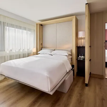 מלון Sheraton Frankfurt Airport & Conference Center