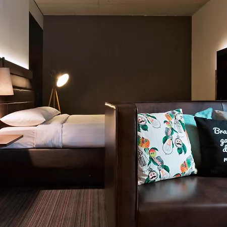 Moxy Frankfurt East