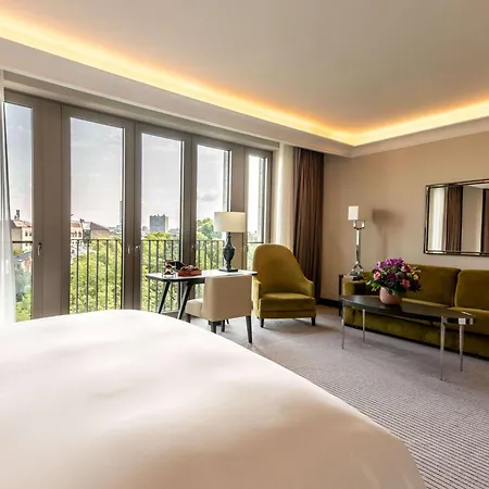 Sofitel Frankfurt Opera Hotel