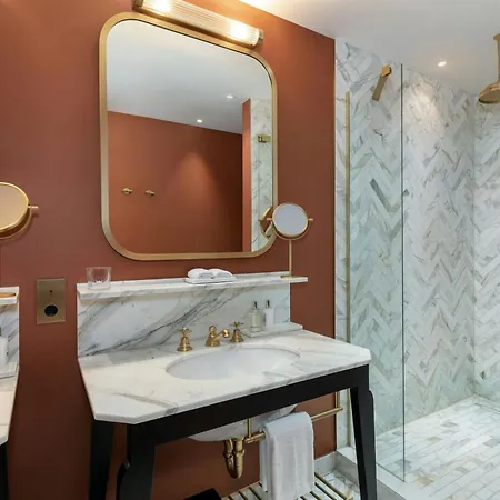Ξενοδοχείο Lume Boutique Hotel, Autograph Collection 4*