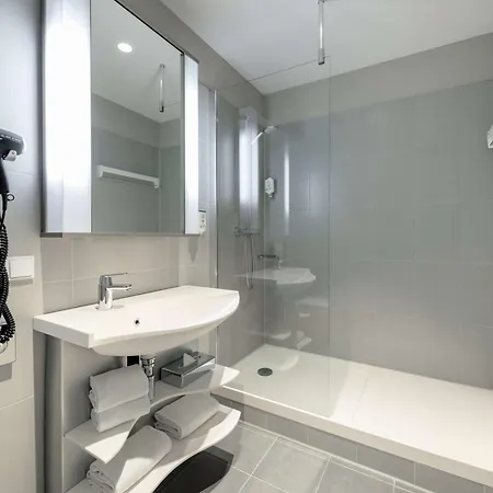 Apart-hotel Adagio Frankfurt Messe 4*
