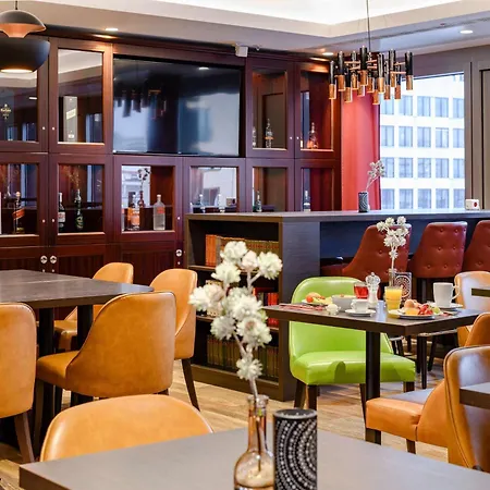 Adagio Frankfurt Messe 4*
