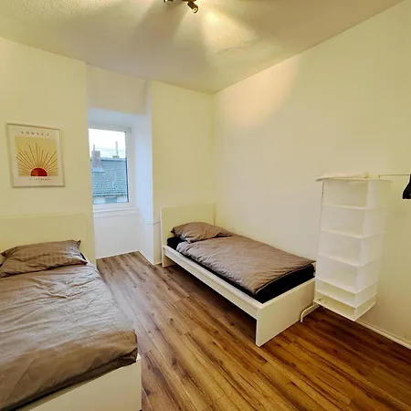 Apartmán Frankfurt Messe 7min- 3 Kueche Bad Parkplatz 6 Betten *