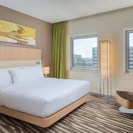 Hilton Frankfurt Airport Hotell 4*