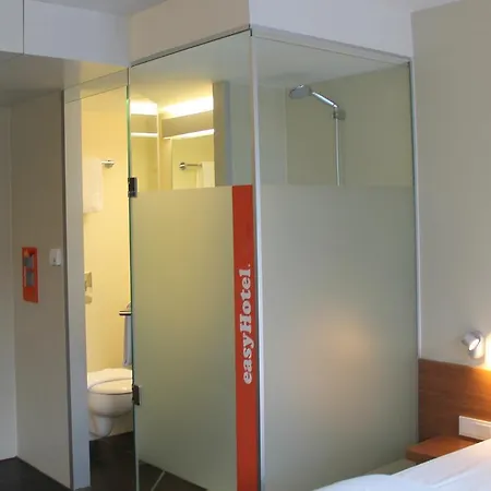 Hotel Easyhotel Frankfurt City Center 2*