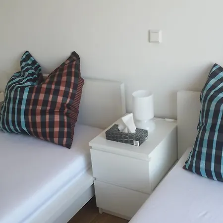 Frankfurt Penthouse And Roofgarden פרנקפורט