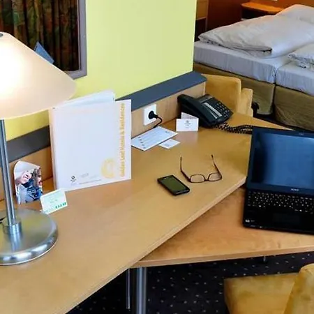 Plaza & Living Frankfurt Hotell