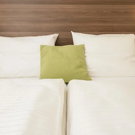 Goethe Business By Trip 3*