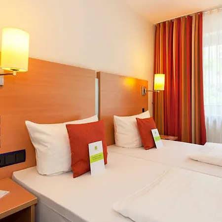 Plaza 3* Frankfurt nad Mohanem