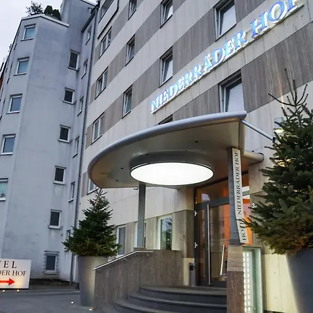 Niederraeder Hof מלון 3*