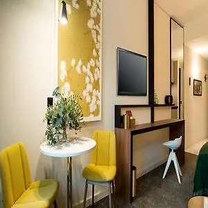 Aparthotel Adina Frankfurt Westend