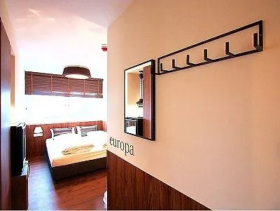 Europa Life 3* Франкфурт-на-Майне