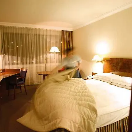 Отель Intercontinental Frankfurt, An Ihg Франкфурт-на-Майне