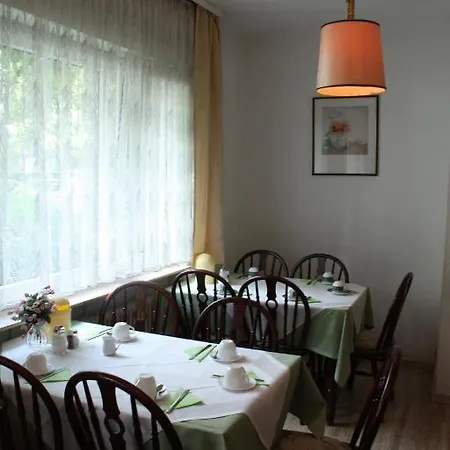 Hotell Diplomat 2*