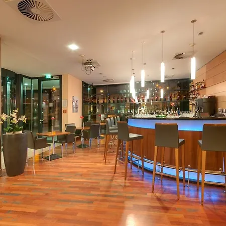 Frankfurt Messe Affiliated By Melia מלון 4*