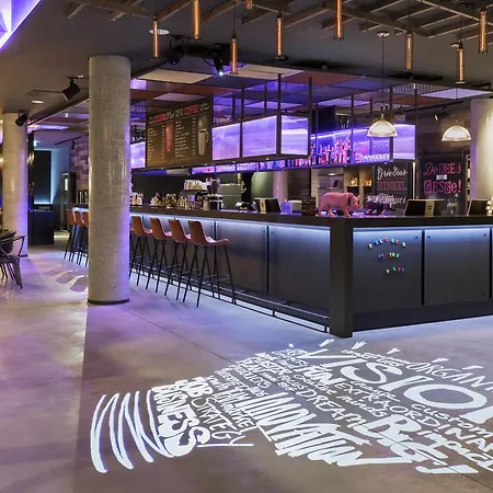 Moxy Frankfurt East מלון פרנקפורט
