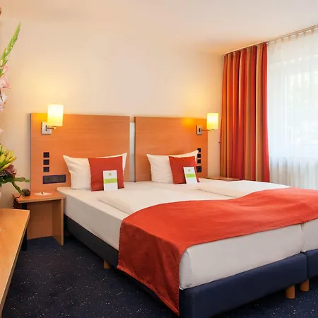 Plaza 3* Frankfurt nad Mohanem
