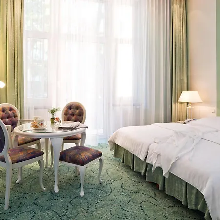Отель Palmenhof 4*